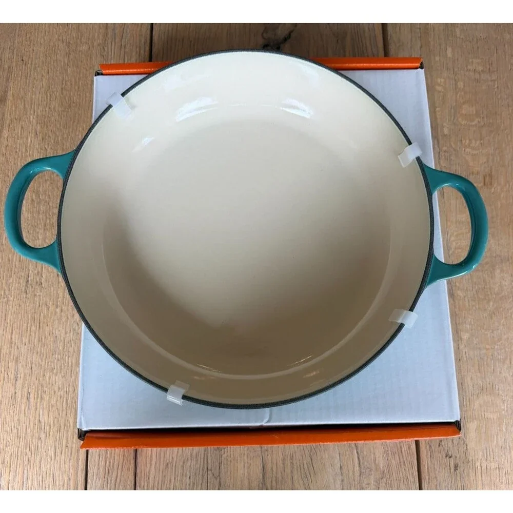 Le Creuset Signature Cast Iron Petal Shallow Casserole 2.25qt Riviera Blue NEW